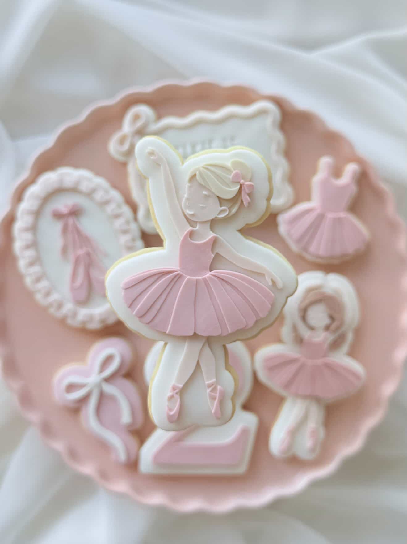 Ballerina (Hair in Bun) Cookie Stamp & Cutter