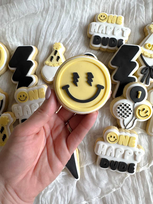 Smiley Face with Bolt Eyes Cookie Stamp & Cutter