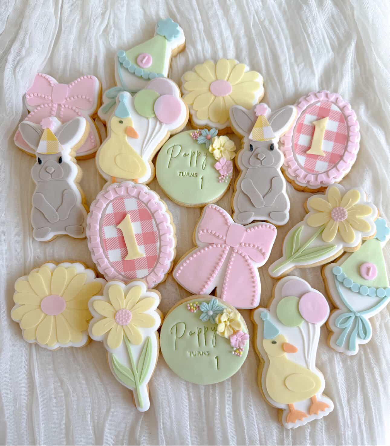 Duckling with Party Hat and Balloons Cookie Stamp & Cutter