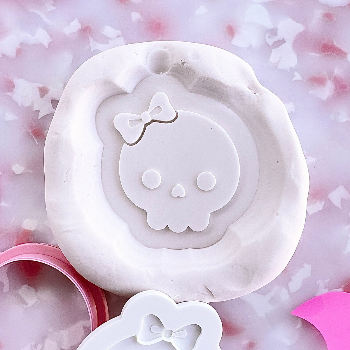 Skull with Bow Stamp & Cutter