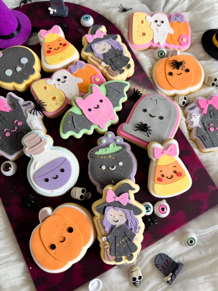 Candy Corn with Bow Stamp & Cutter