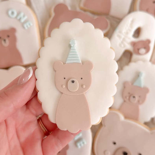 Teddy with Party Hat on Scalloped Oval Cookie Stamp & Cutter