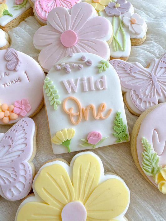 Wild One Floral Arch Cookie Stamp & Cutter
