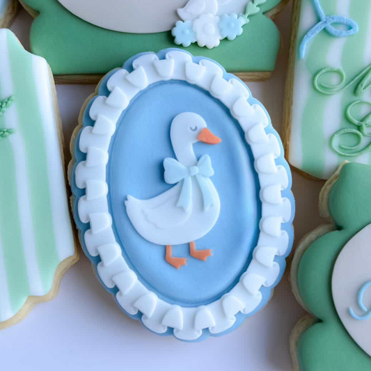 Goose Cookie Stamp (Fits Frilly Border Oval)