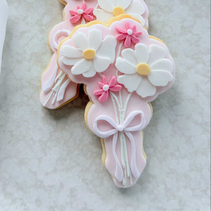 Delicate Flower Bunch with Bow Cookie Stamp & Cutter