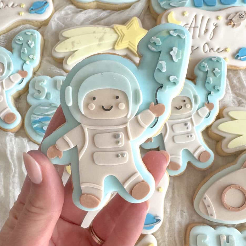Astronaut with Number 1 Balloon Cookie Stamp & Cutter