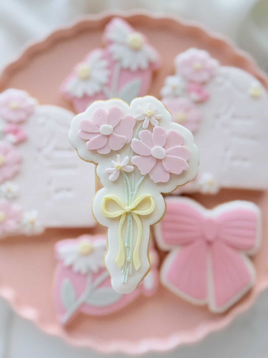 Delicate Flower Bunch with Bow Cookie Stamp & Cutter